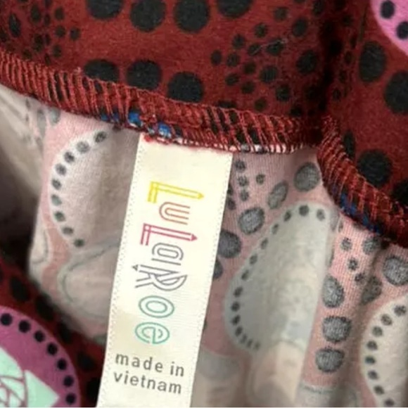 LuLaRoe TC Tall Curvy Plus Size 1X Nesting Doll Matryoshka Leggings Burgundy 1X - Picture 3 of 6